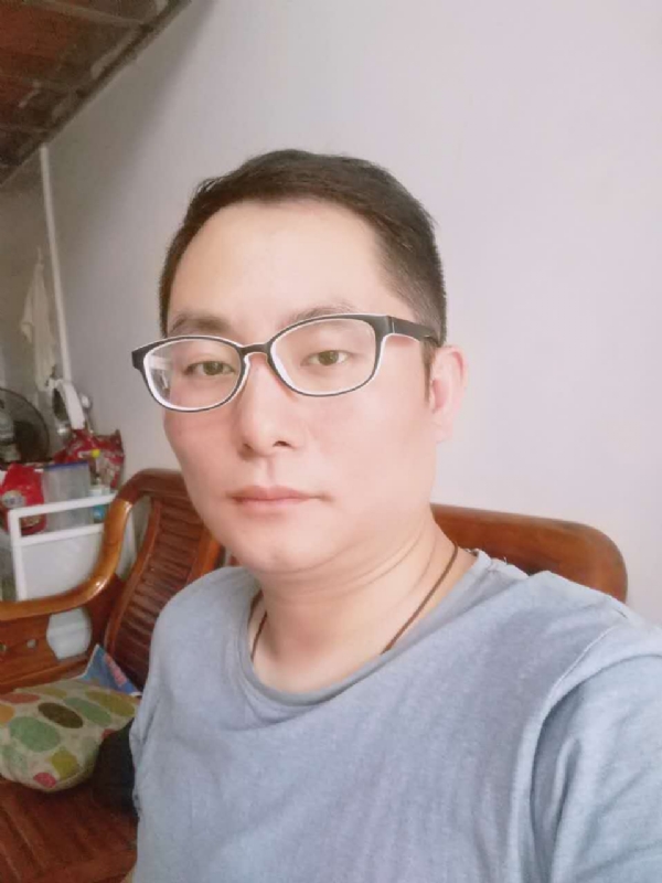 流星的尾巴的第一张照片--东山相亲网