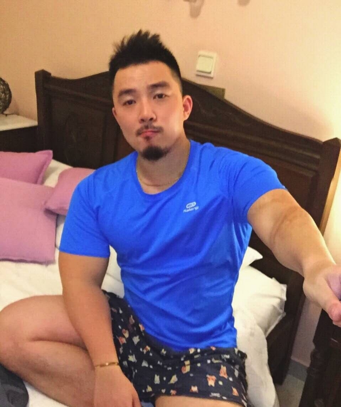 上下一条龙的第一张照片--东山相亲网