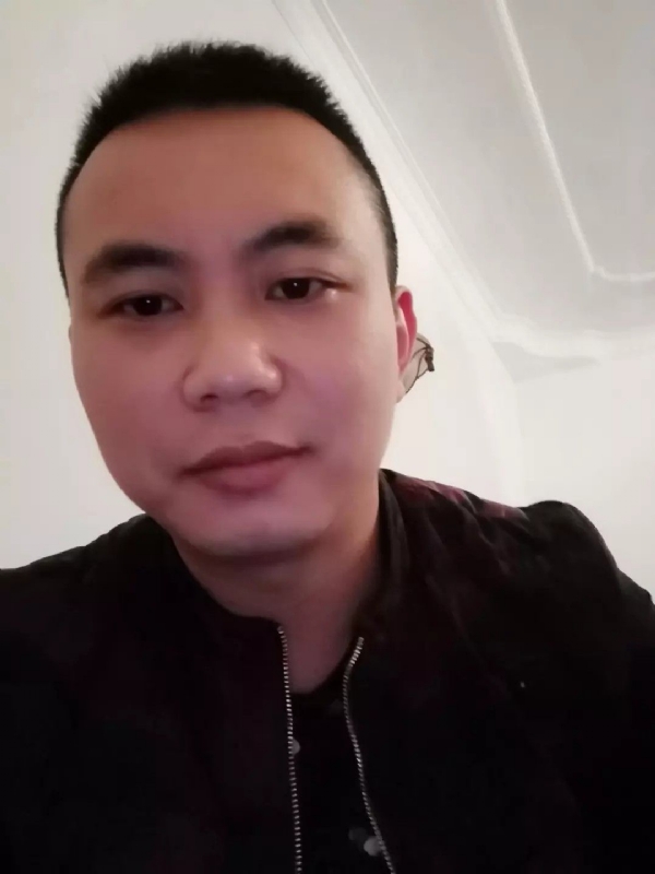 喜闻香气的第一张照片--东山相亲网
