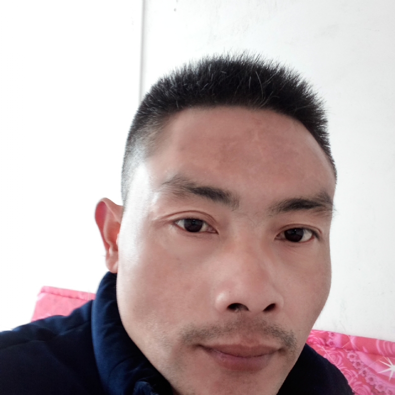 栋栋的第一张照片--东山相亲网
