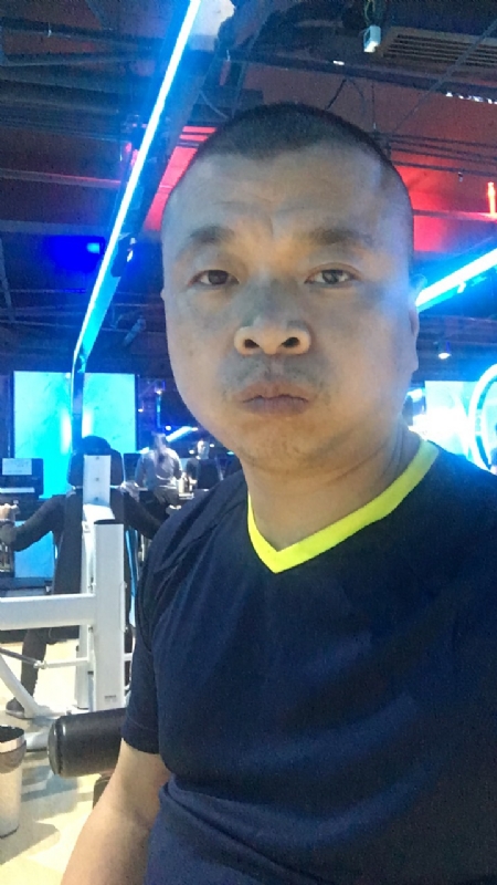 奋斗的第一张照片--东山相亲网