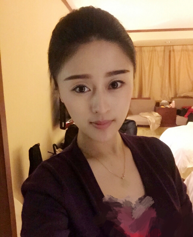 挣扎的第一张照片--东山相亲网