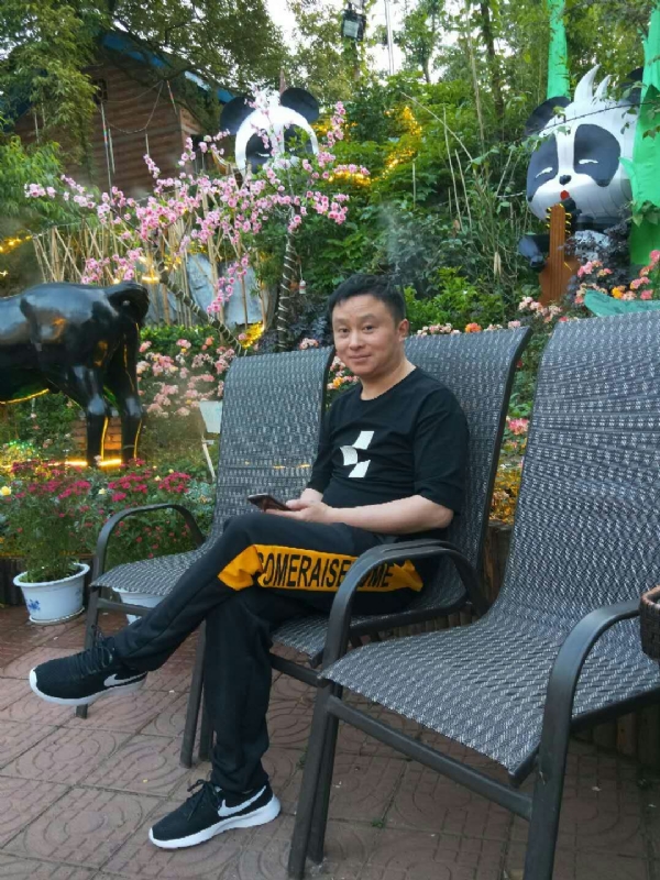 想家的第一张照片--东山相亲网