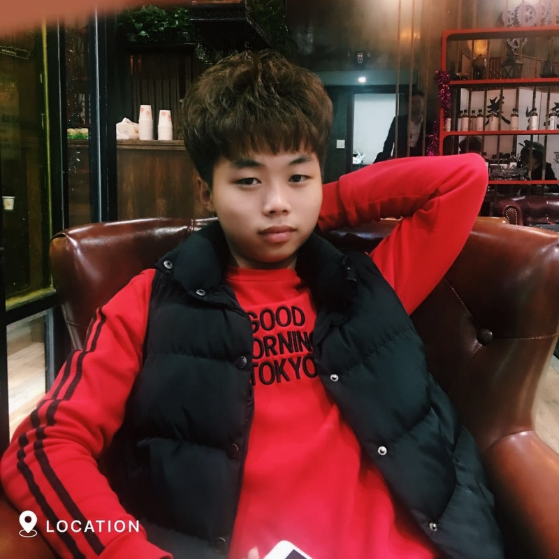 阳光男孩的第一张照片--东山相亲网