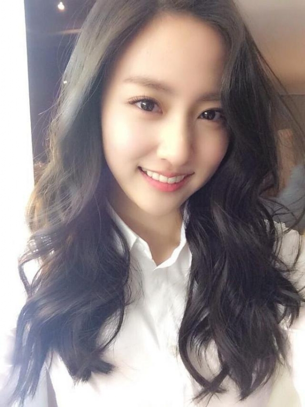 等爱的易微的第一张照片--东山相亲网