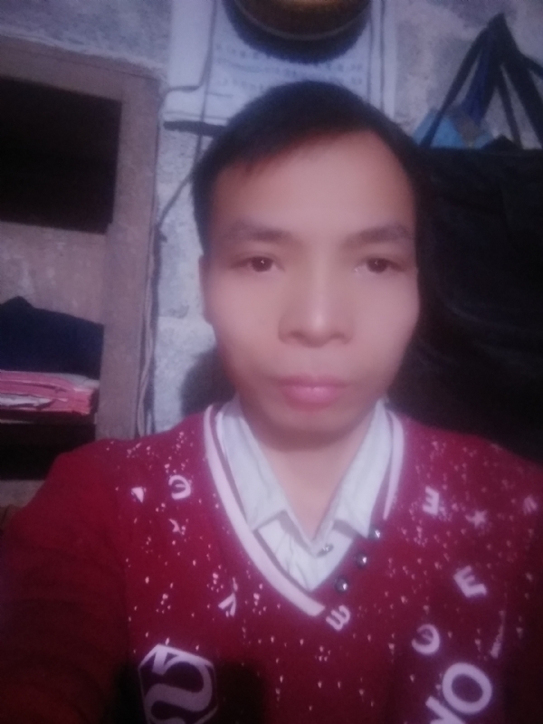 笑看人生百态的第一张照片--东山相亲网