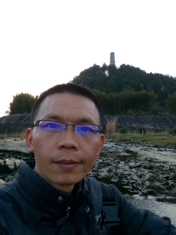 jame的第三张照片--东山相亲网