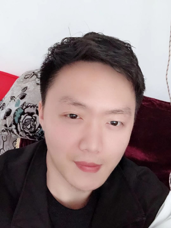 执迷的鲸鱼的第一张照片--东山相亲网
