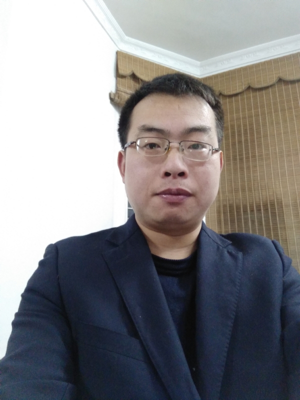 简单爱的第一张照片--东山相亲网