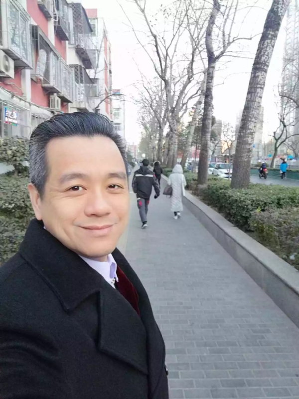 球控的第一张照片--东山相亲网