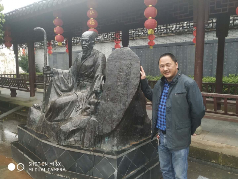 王鑫的第一张照片--东山相亲网