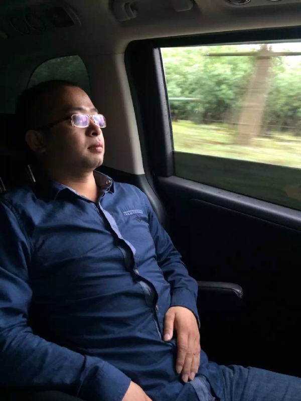 世界那么大的第三张照片--东山相亲网