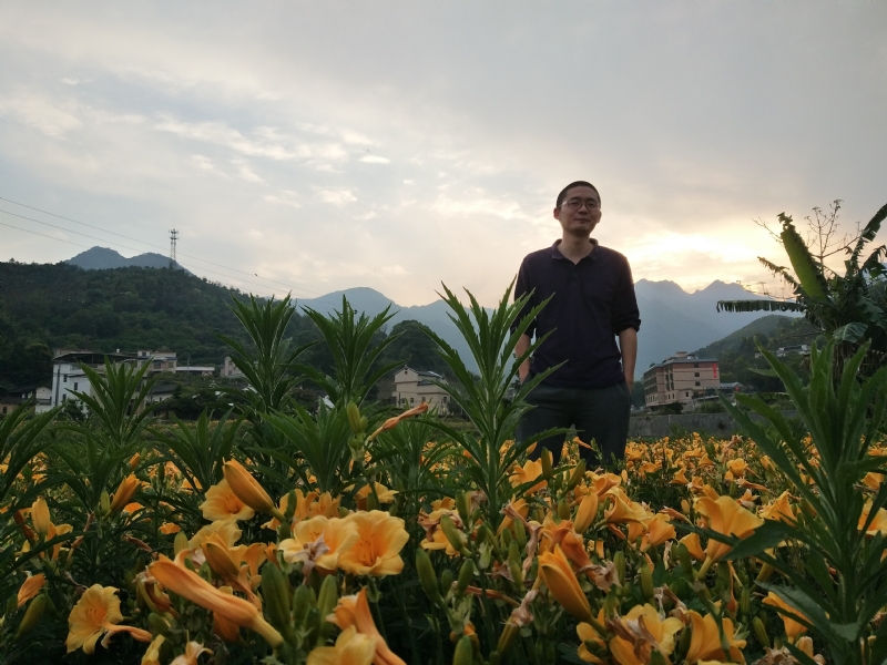 黄晓东的第一张照片--东山相亲网