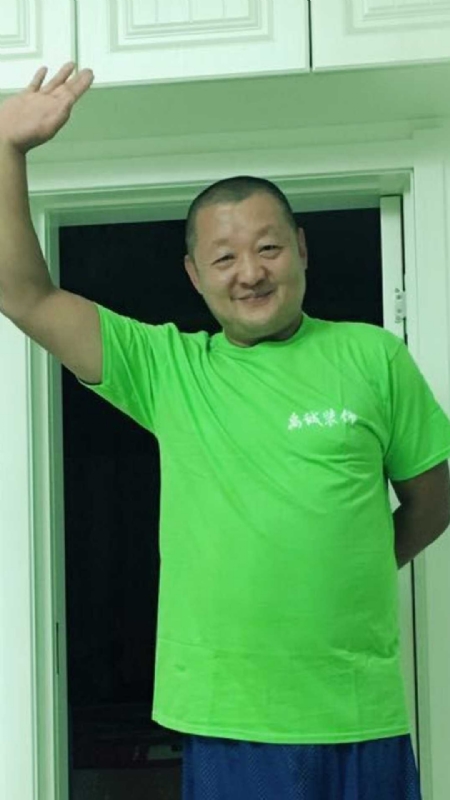 孤独的第一张照片--东山相亲网
