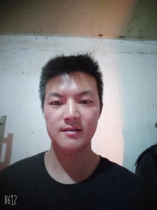 风轻云淡的第一张照片--东山相亲网