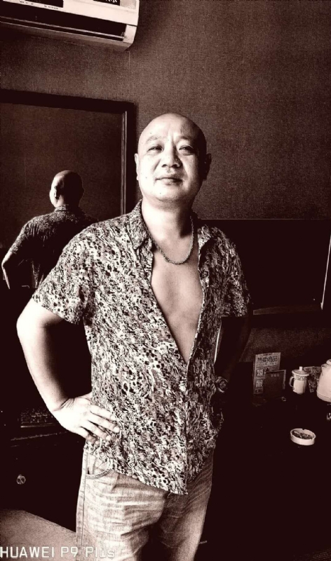该谁是谁的第一张照片--东山相亲网