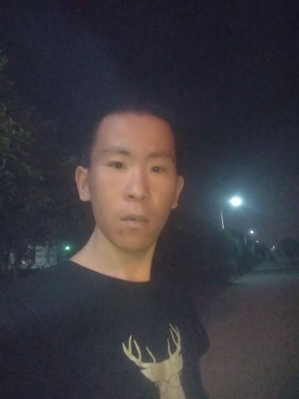 俞凯斌的第一张照片--东山相亲网