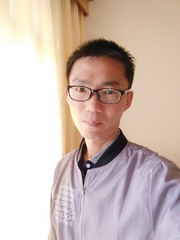 平凡的风的第二张照片--东山相亲网
