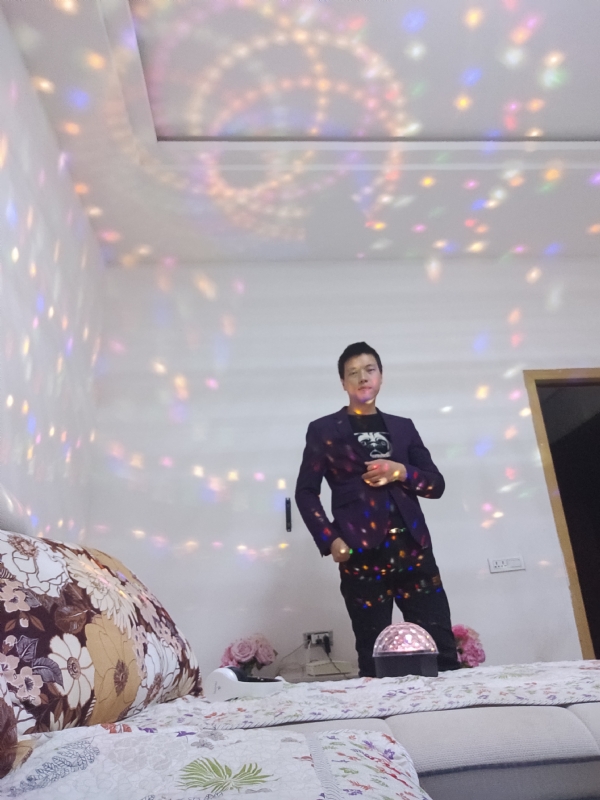 慕凡的第一张照片--东山相亲网
