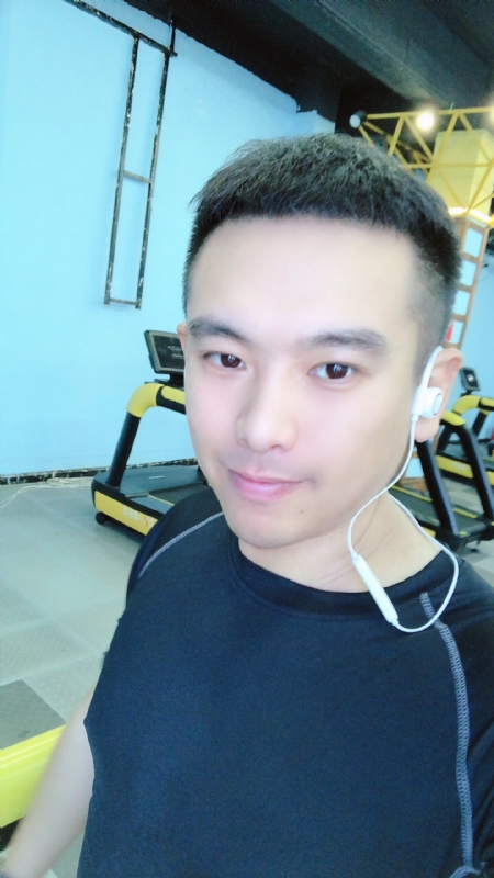 紫色天蝎的第一张照片--东山相亲网