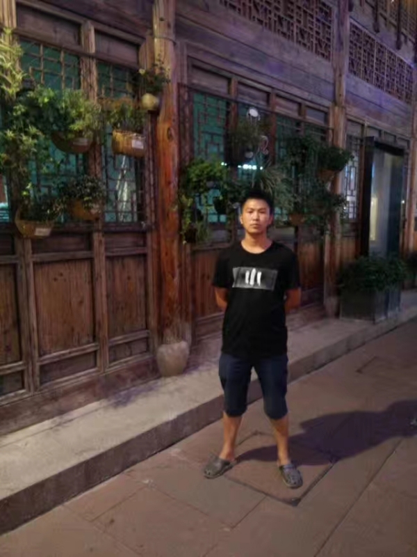 回忆的第一张照片--东山相亲网