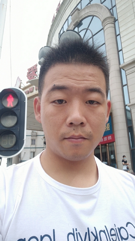 夜空的第一张照片--东山相亲网