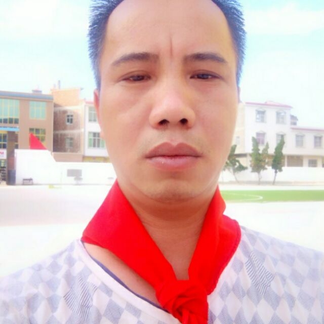 留守男人的第一张照片--东山相亲网