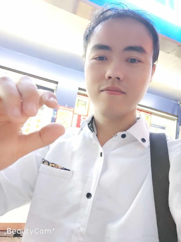 开心就好的第一张照片--东山相亲网