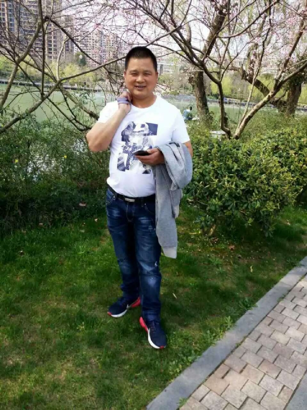 纯爷们的第一张照片--东山相亲网