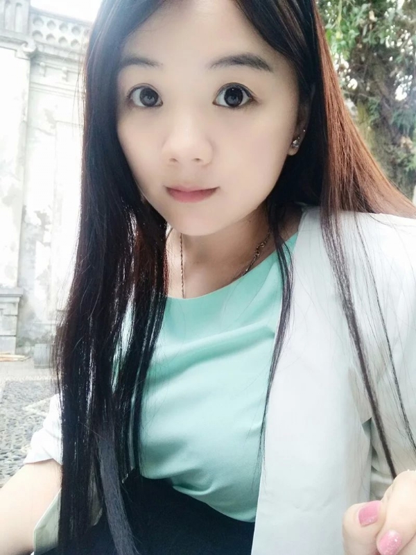 钟情的第一张照片--东山相亲网