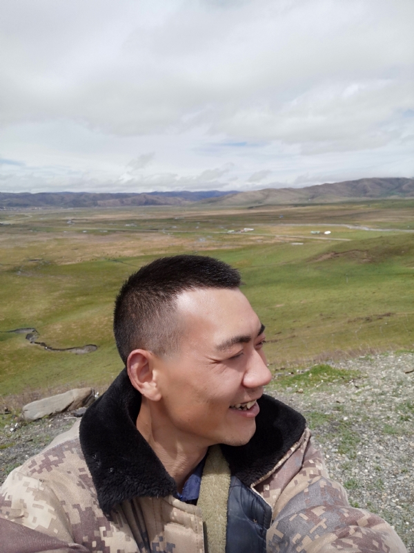 小强的第一张照片--东山相亲网