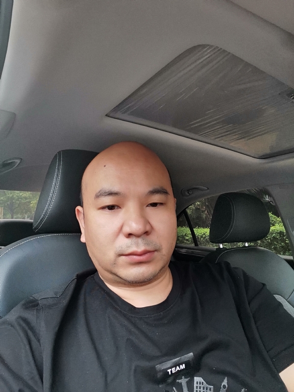 爷们已经老了的第一张照片--东山相亲网