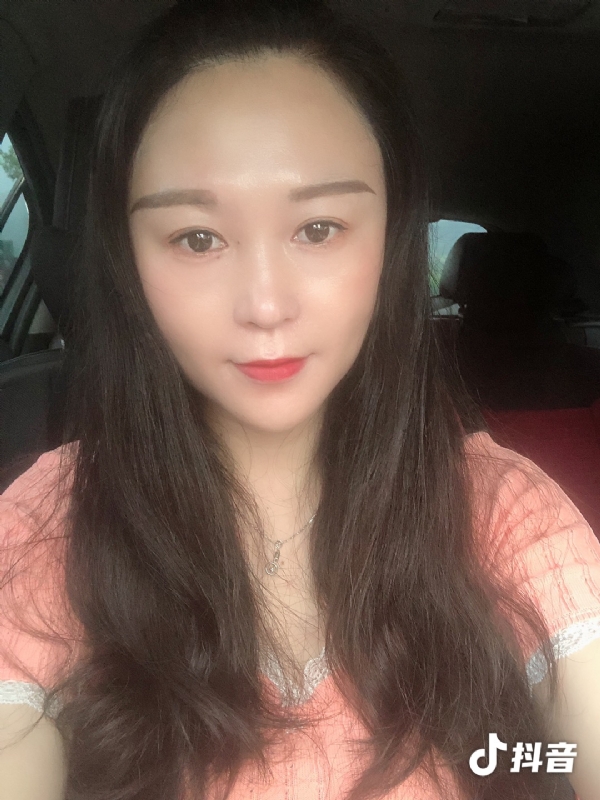 云云的第一张照片--东山相亲网