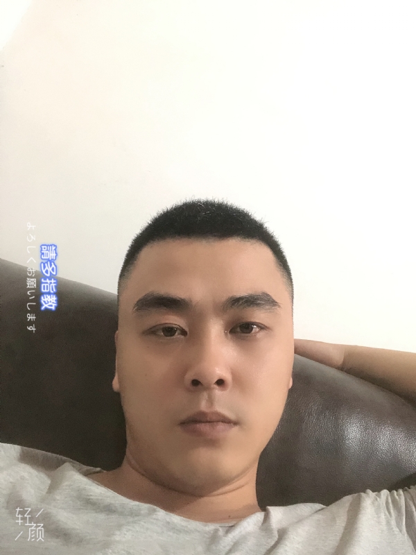 草根的第一张照片--东山相亲网