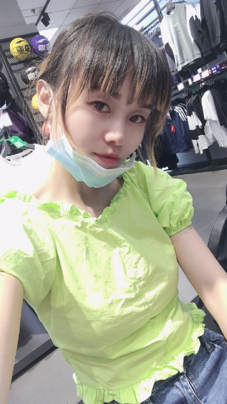 婀娜袅袅的第一张照片--东山相亲网