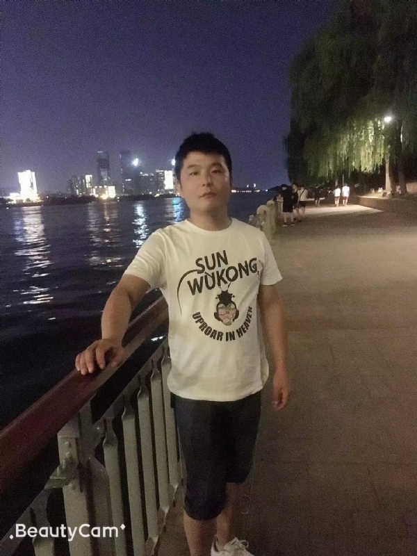 古月的第一张照片--东山相亲网