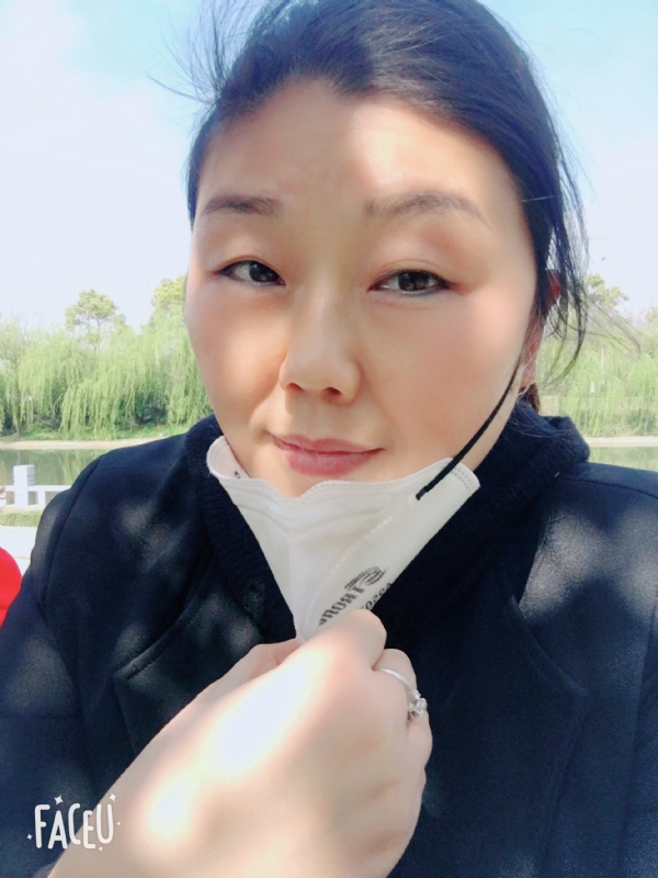 花开半夏的第一张照片--东山相亲网
