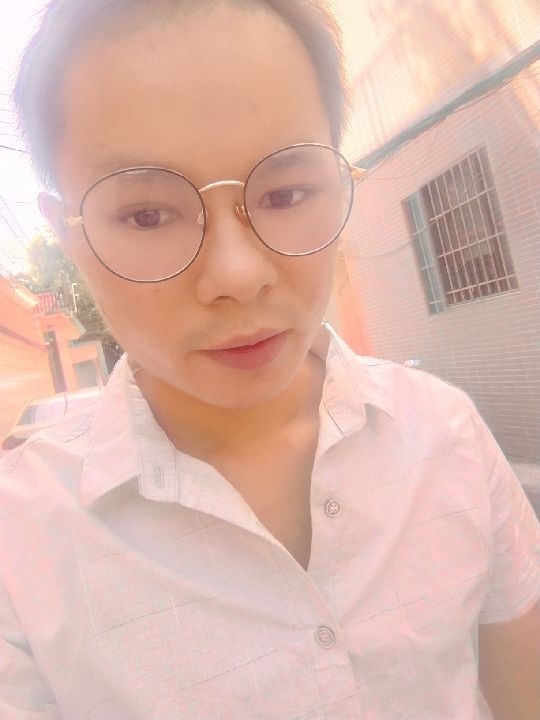 楠呐的第四张照片--东山相亲网