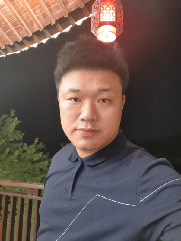 耿直boy的第一张照片--东山相亲网