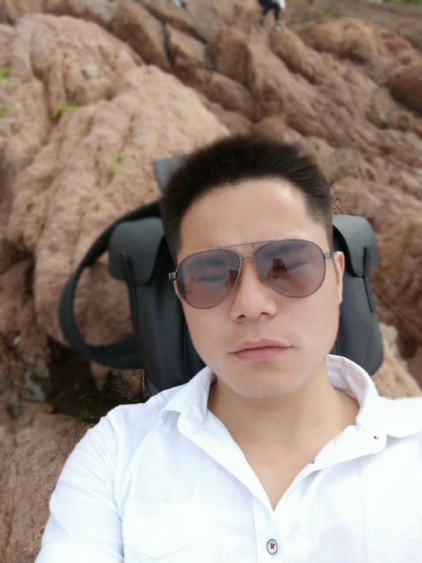 易听的第一张照片--东山相亲网