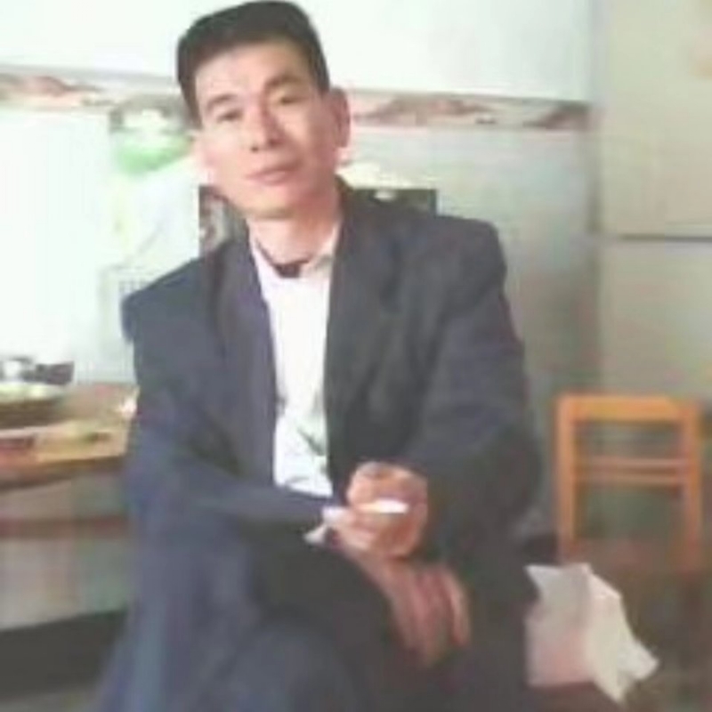 阳光照耀的第一张照片--东山相亲网