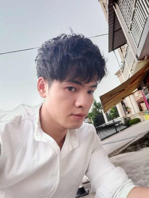 幕后老板的第一张照片--东山相亲网