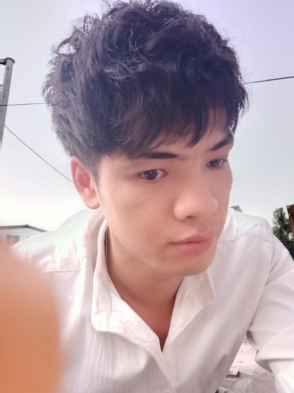 幕后老板的第三张照片--东山相亲网