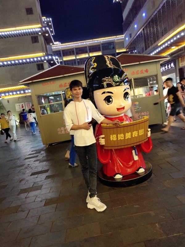 圆嘟嘟的瘦子的第一张照片--东山相亲网