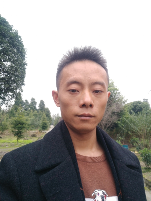 携手白头的第二张照片--东山相亲网