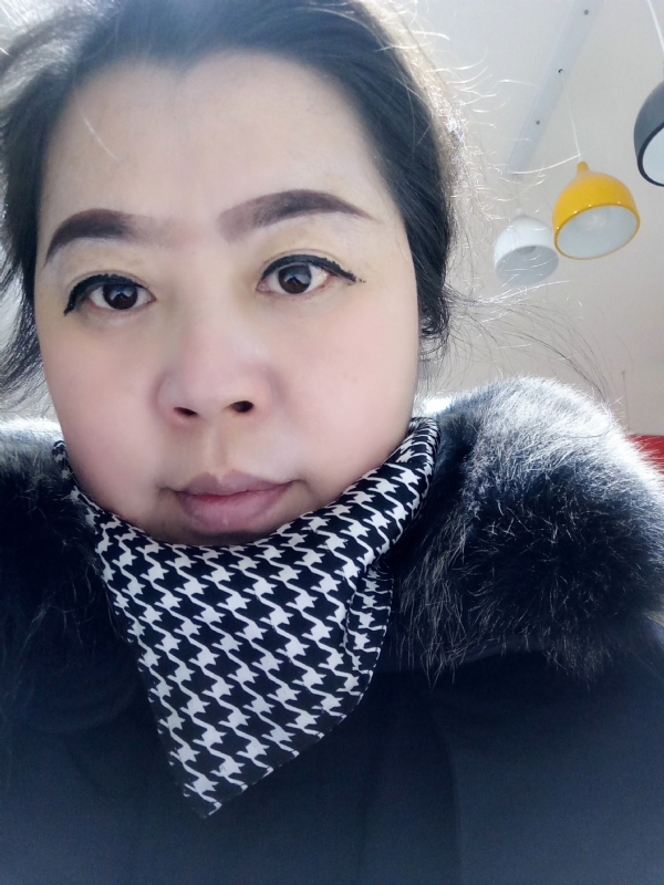 余猪猪的第一张照片--东山相亲网