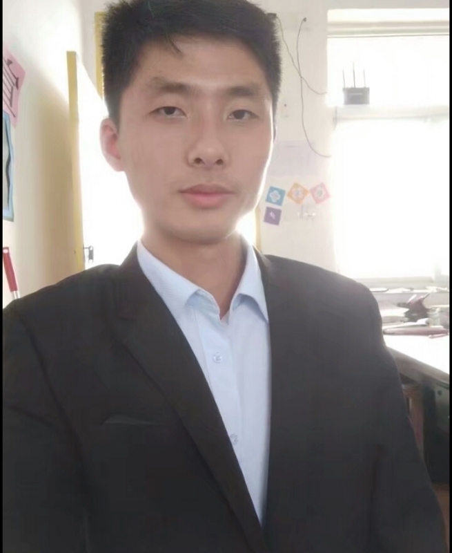 乘风踏月的第一张照片--东山相亲网