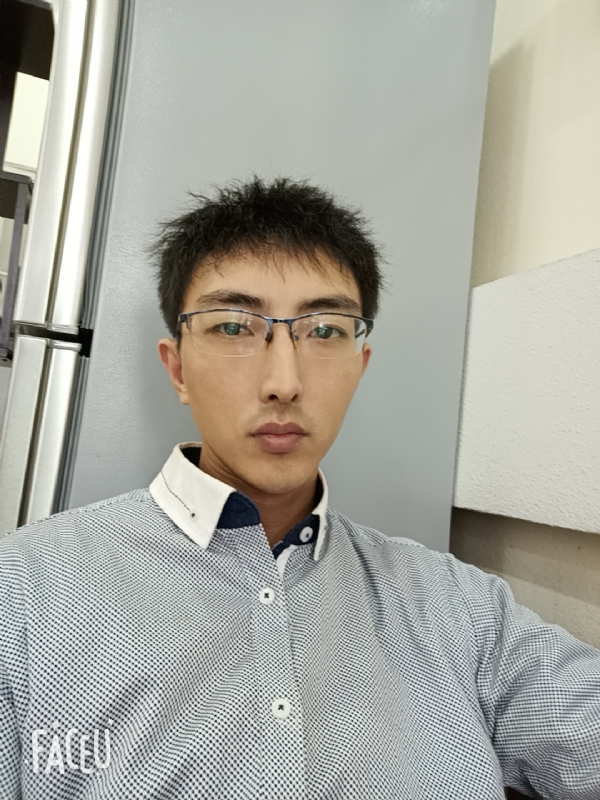 阳光大男孩的第二张照片--东山相亲网