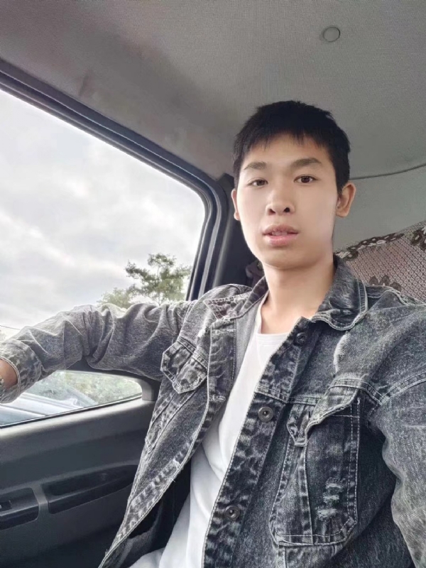 康康的第一张照片--东山相亲网