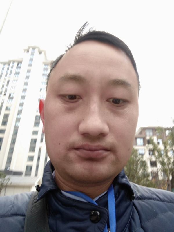 老男人的第一张照片--东山相亲网